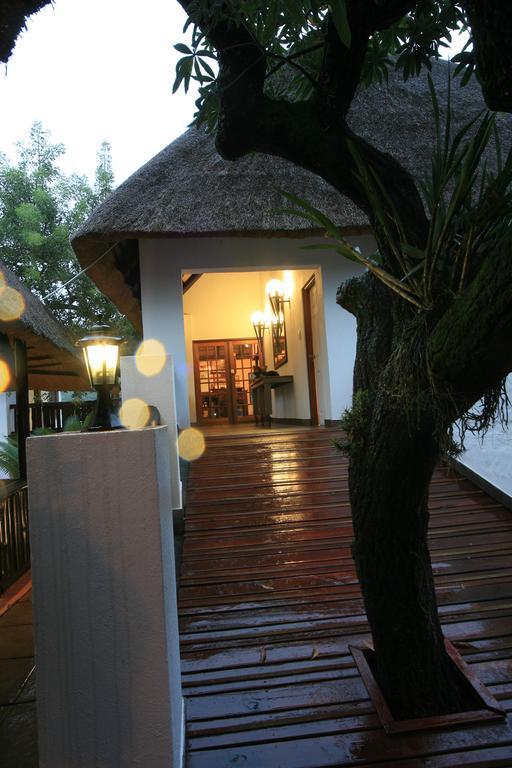Pensao Guest Lodge Mbombela Exterior foto
