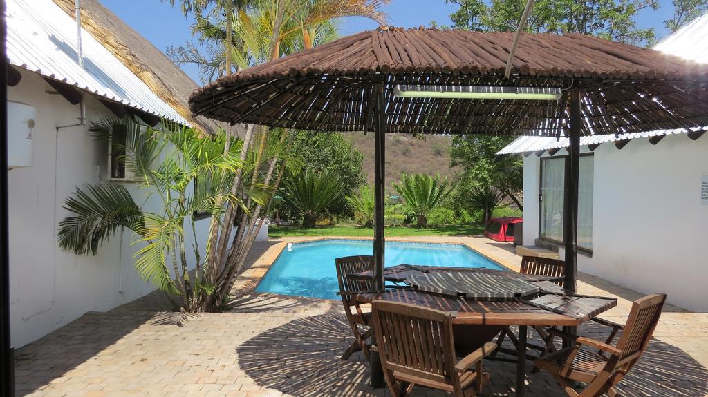 Pensao Guest Lodge Mbombela Exterior foto
